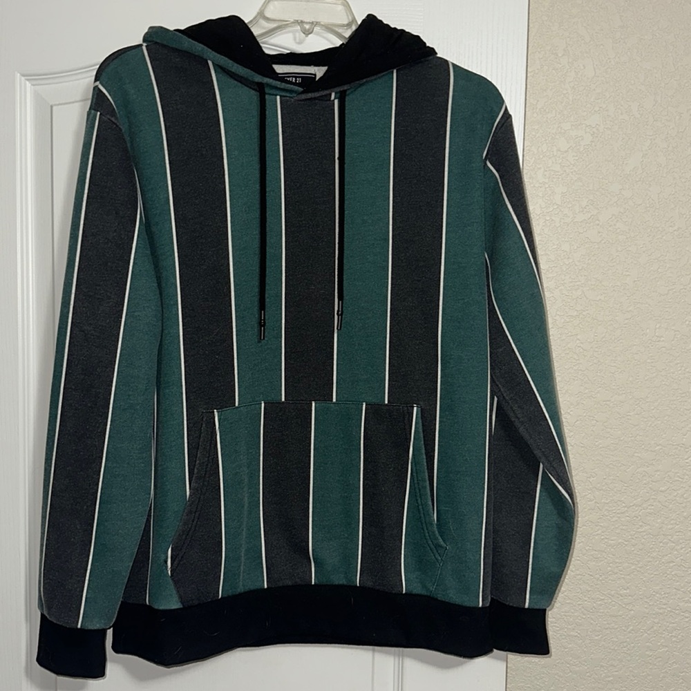 MENS LARGE STRIPPED BLACK HOODIE
